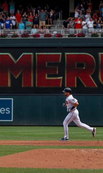 Cave’s grand slam lifts Twins past Royals